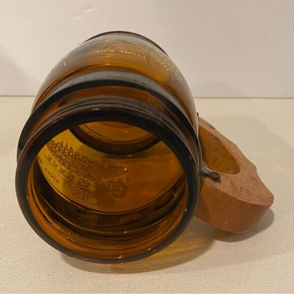 Vintage Six Flags Brown Barrel Mug - Siesta Ware Style - Picture 4 of 5